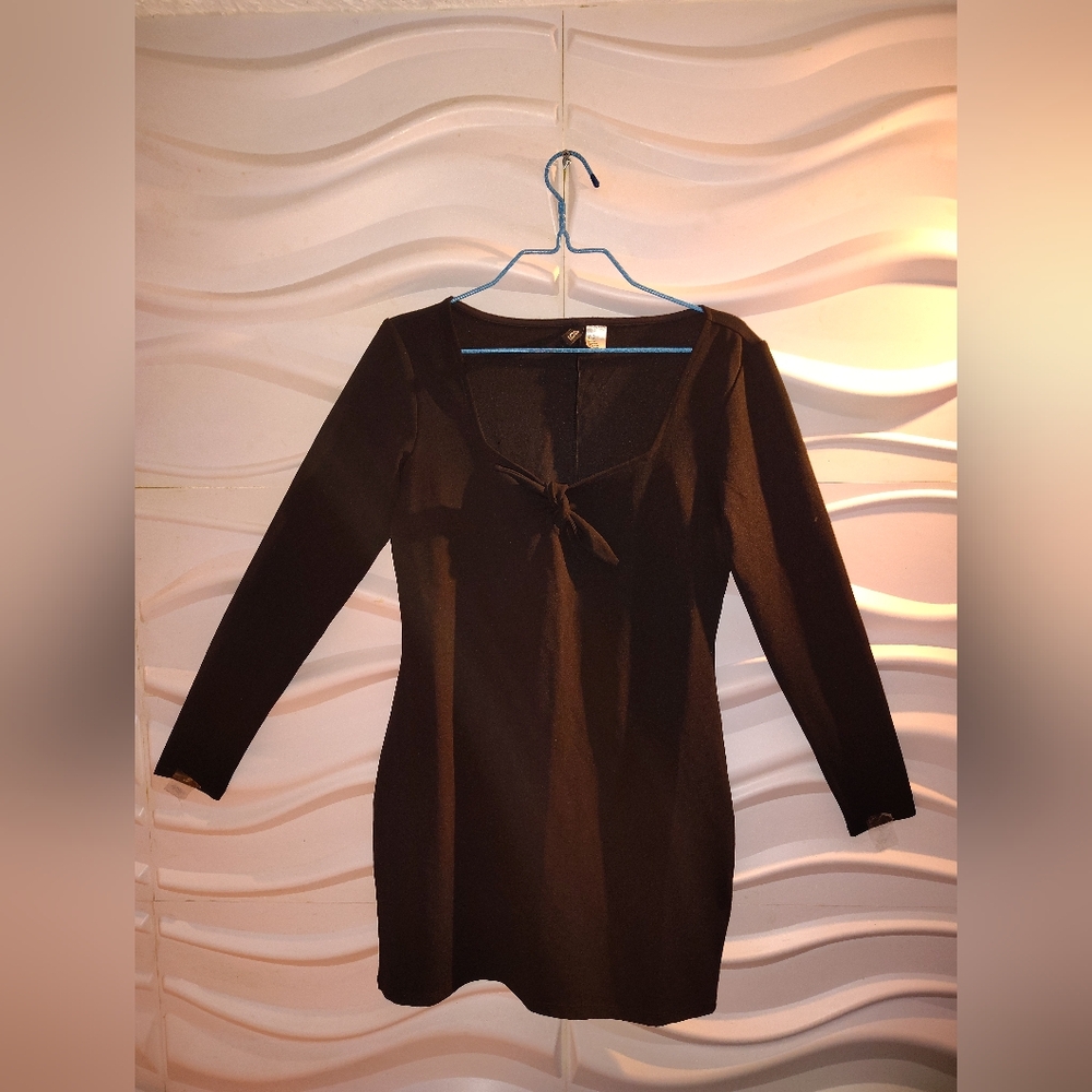 Elegant Black Long Sleeve Dress